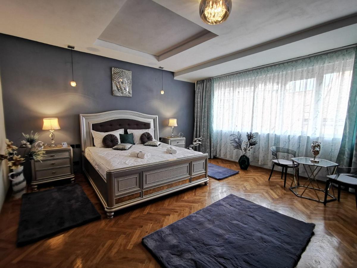 Crystal Central Apartment Brašov Exteriér fotografie